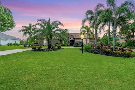 8572 E Wendy Lane West Palm Beach, FL 33411
