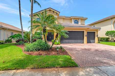11821 Foxbriar Lake Trail Boynton Beach, FL 33473