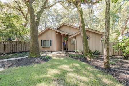 5 Pender Ln Hilton Head Island, SC 29928