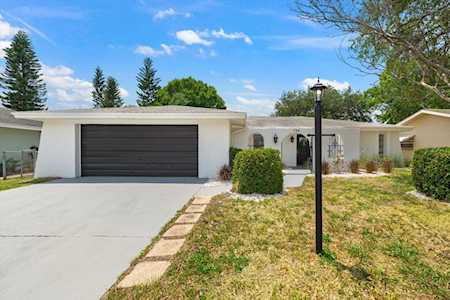 714 Lemonwood Dr Oldsmar, FL 34677