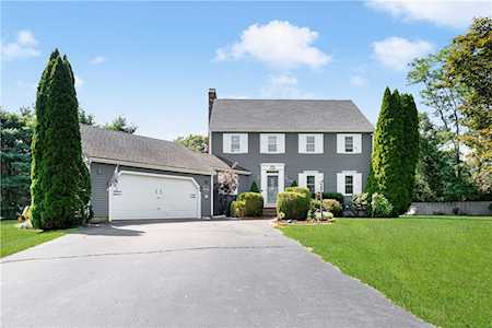 806 Stony Ln North Kingstown, RI 02852