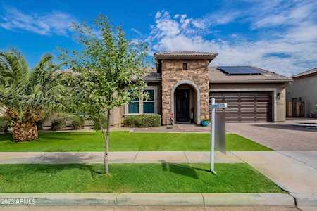 2870 E Sunrise Place Chandler, AZ 85286