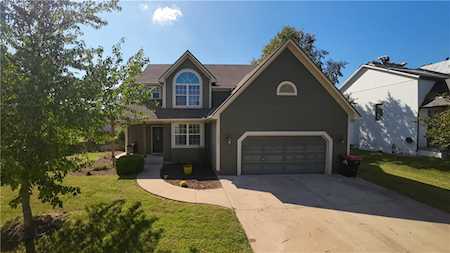 1516 22nd Ave Greenwood, MO 64034