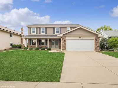 180 Kingsport Dr Schaumburg, IL 60193