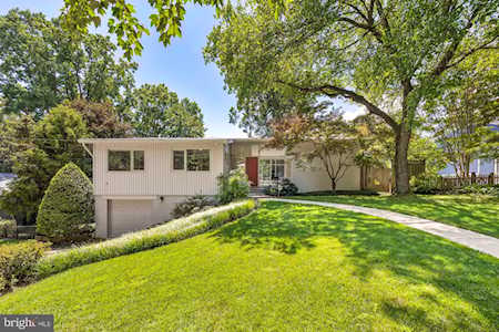 5407 Uppingham St Chevy Chase, MD 20815