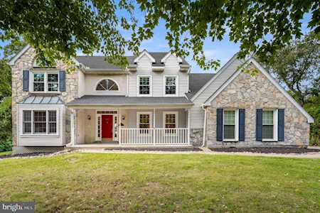 3012 Peacock Dr Audubon, PA 19403