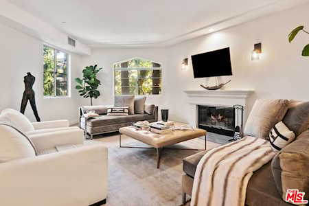 1875 S Beverly Glen Blvd Los Angeles, CA 90025