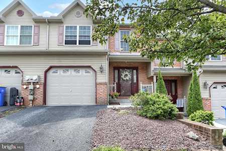 489 Sunday Dr Harrisburg, PA 17111