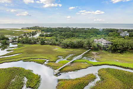 26 Eel Island Road Edisto Island, SC 29438