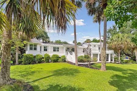 110 Sparrow Drive Isle Of Palms, SC 29451