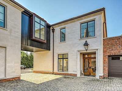 2327 Selwyn Ave Charlotte, NC 28207