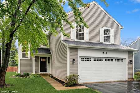 812 Livingston Ct Naperville, IL 60540
