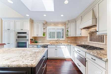 18382 Vanderlip Ave North Tustin, CA 92705
