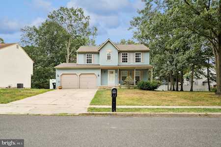 83 Rosalind Circle Sicklerville, NJ 08081