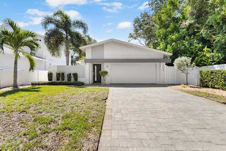 8082 26th Ave N St. Petersburg, FL 33710