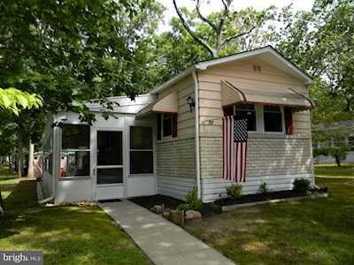 77 Holly Ct. Tabernacle, NJ 08088