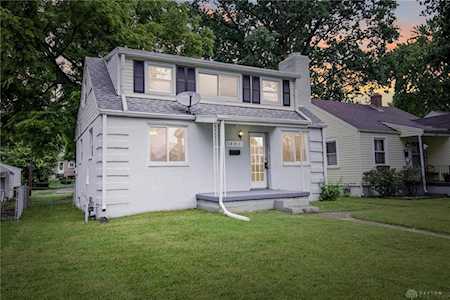 1341 Southlyn Drive Dayton, OH 45409
