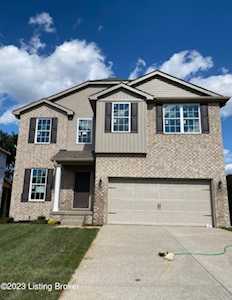 8420 Gateway Run Rd Louisville, KY 40229