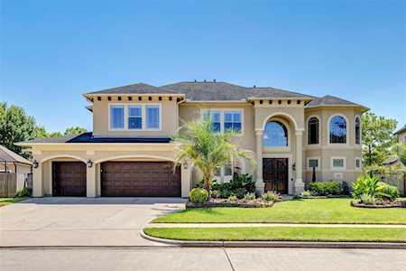 2507 Bayfront Dr Pearland, TX 77584