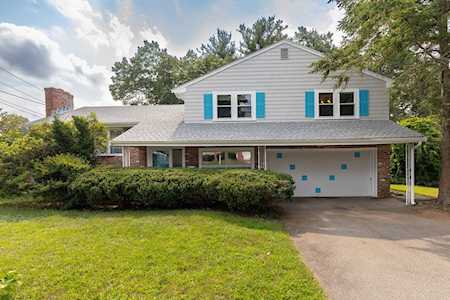 20 Connolly St Randolph, MA 02368
