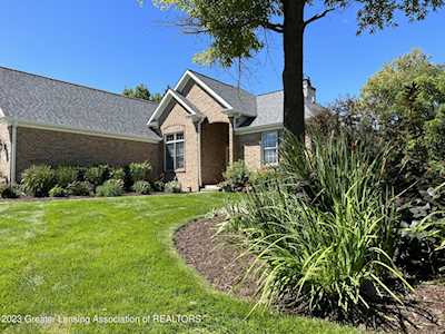 5585 Wild Iris Ln Haslett, MI 48840