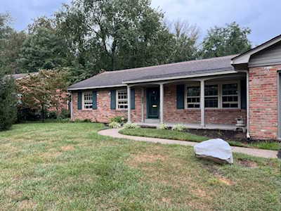 3407 Brookhaven Dr Lexington, KY 40502