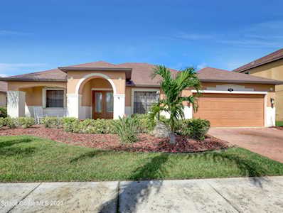 1262 United Drive Melbourne, FL 32934