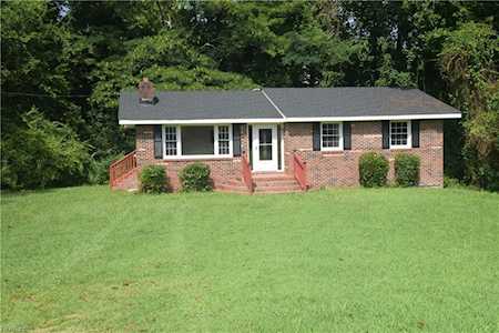 2404 Pamlico Circle Suffolk, VA 23434