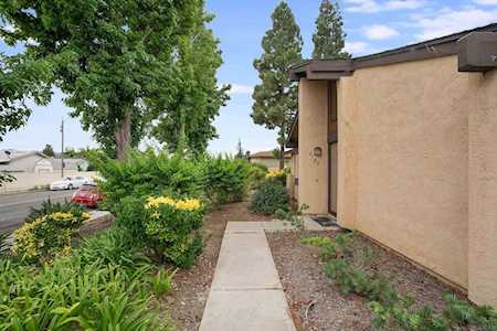 3589 Coconut Way Oceanside, CA 92058
