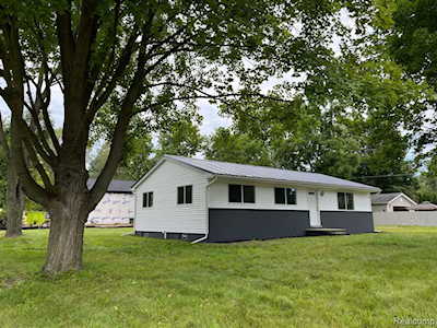 31770 Junction St Farmington Hills, MI 48336