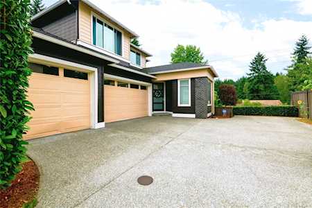 5657 S 328th Place Auburn, WA 98001