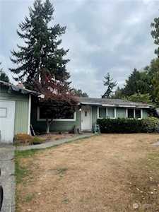 8710 NE 137th Place Kirkland, WA 98034