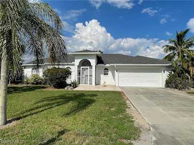 11556 Forest Mere Dr Bonita Springs, FL 34135