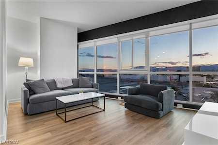 4575 Dean Martin Dr #602 Las Vegas, NV 89103