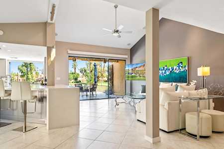 174 S Castellana Palm Desert, CA 92260
