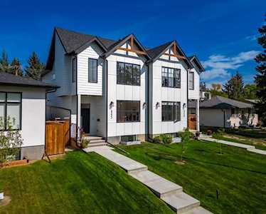 4532 21 Ave NW Calgary, AB T3B 0W4