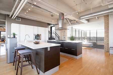 290 Market Street #1001 Minneapolis, MN 55405