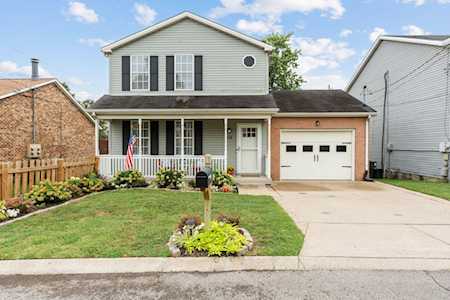 110 Edgehill Ln Hendersonville, TN 37075