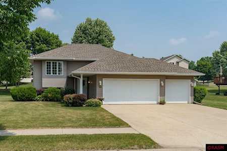 528 Le Sueur Ave Eagle Lake, MN 56024