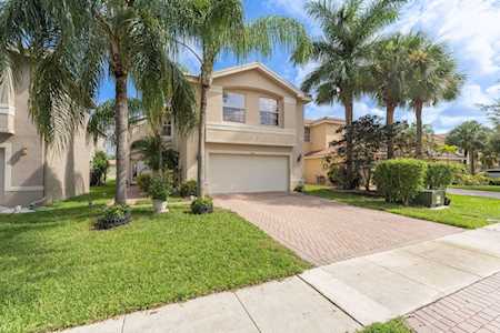 5071 Northern Lights Drive Greenacres, FL 33463