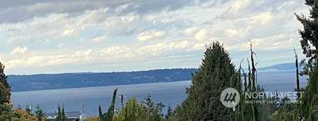 2415 Viewcrest Ave Everett, WA 98203