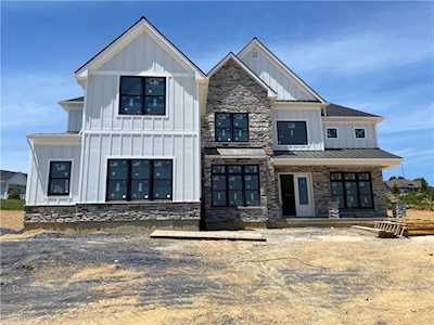3959 Louisa Ct Allentown, PA 18104