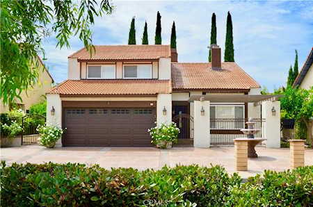 11 Mecklenberg Irvine, CA 92620
