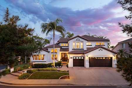 2804 Rancho Costero Carlsbad, CA 92009