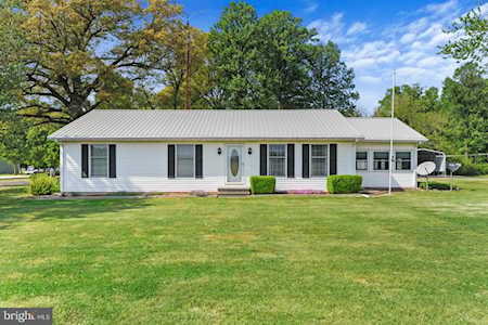 127 Courtland Dill Rd Felton, DE 19943