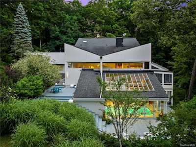 5 Winterbottom Ln Pound Ridge, NY 10576