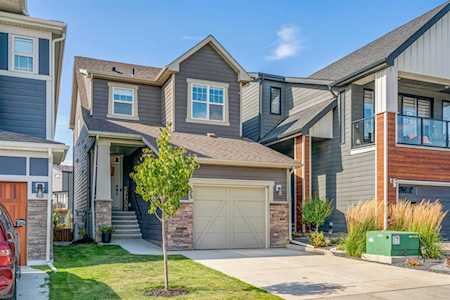 55 Cranbrook Gardens SE Calgary, AB T3M 2X5