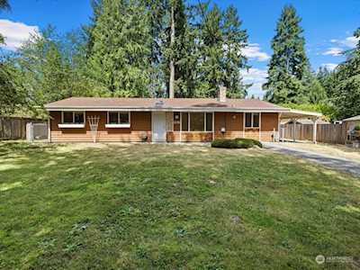 215 SE 135th St Everett, WA 98208