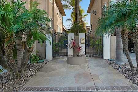 5075 Naragansett #109 San Diego, CA 92107