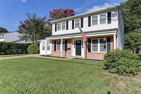 714 Allendale Dr Hampton, VA 23669